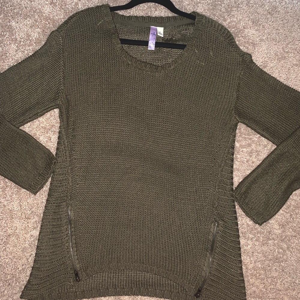 Army green sweater